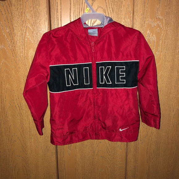 Nike Other - Vintage Looking Nike Windbreaker